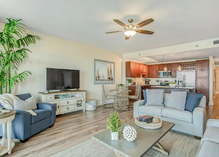 Laketown Wharf 834