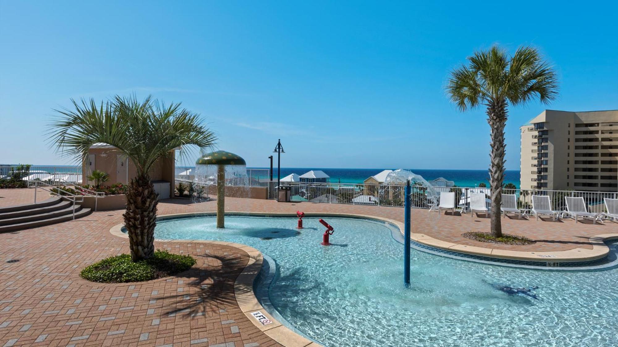 Laketown Wharf 834 Holiday home *