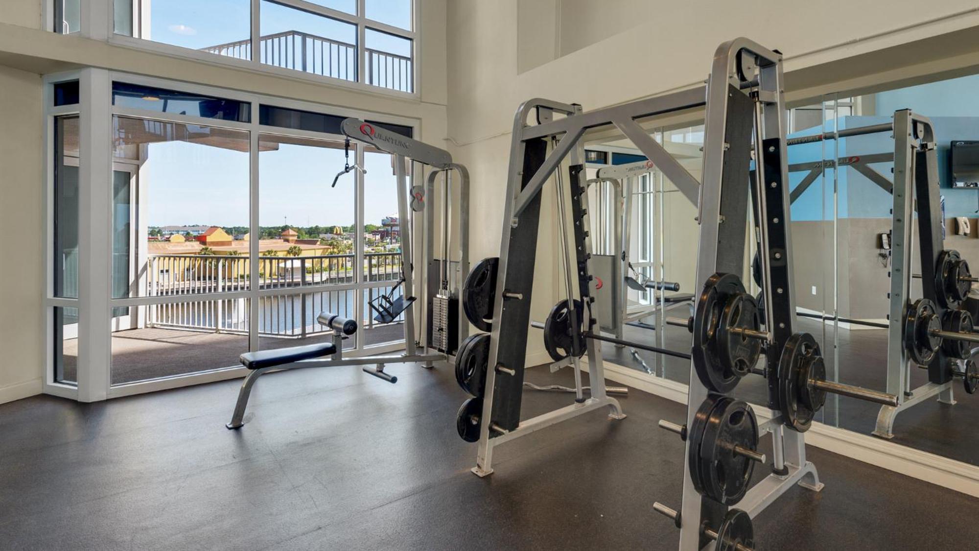 Laketown Wharf 834