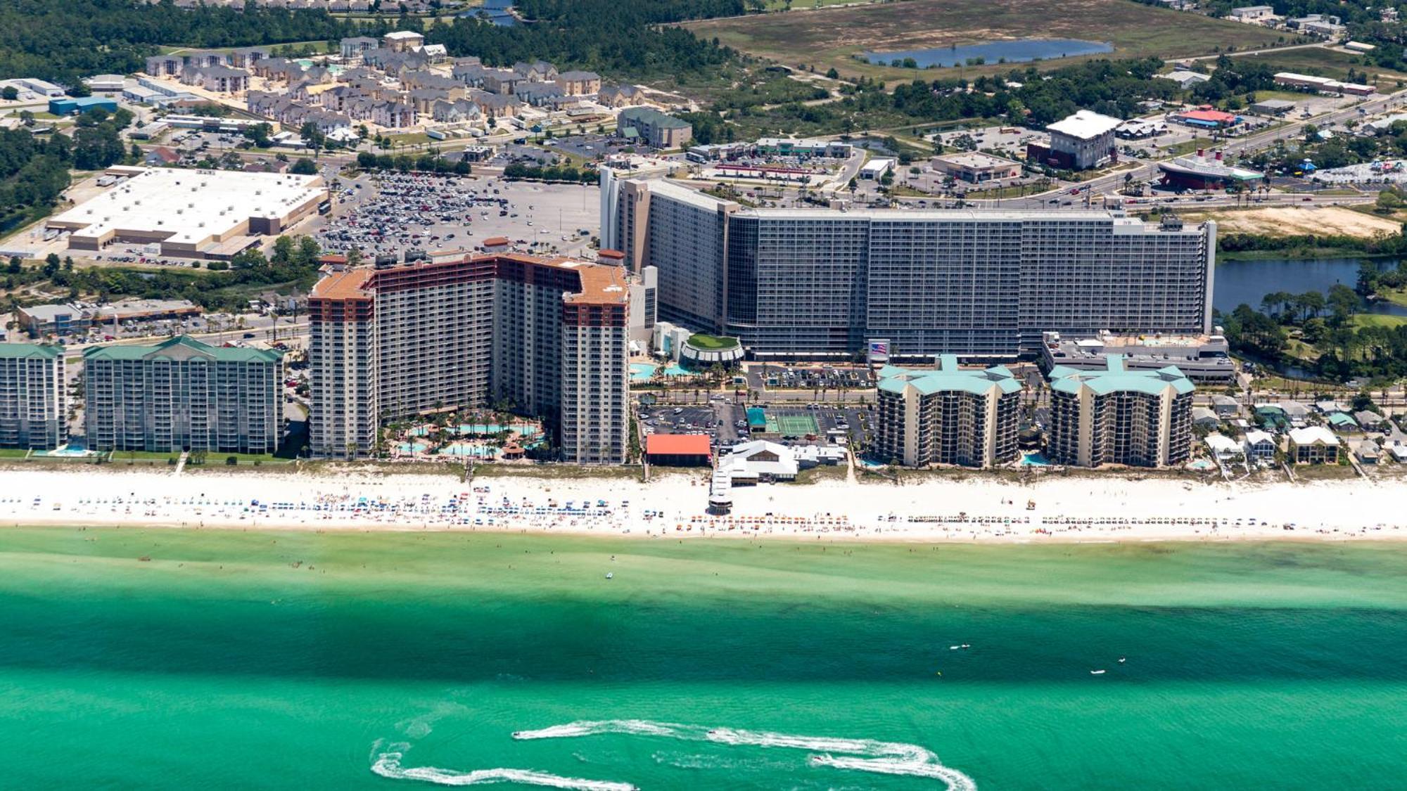 Holiday home Laketown Wharf 834