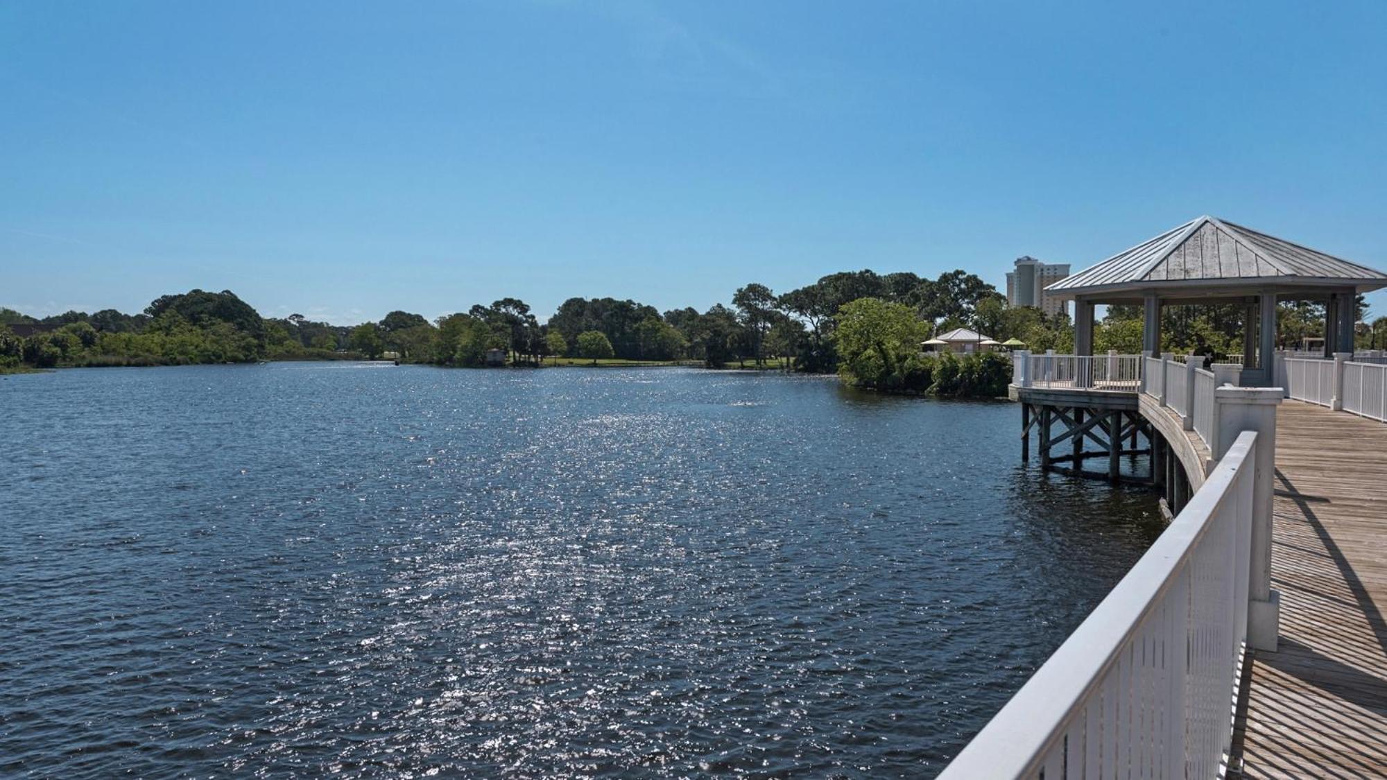 Holiday home Laketown Wharf 834 *